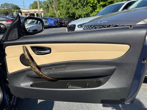 Used 2011 BMW 128i Convertible RWD image 26