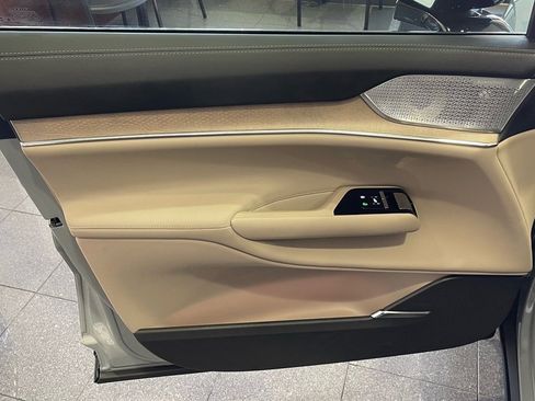 Used 2025 Volvo EX90 Ultra image 23