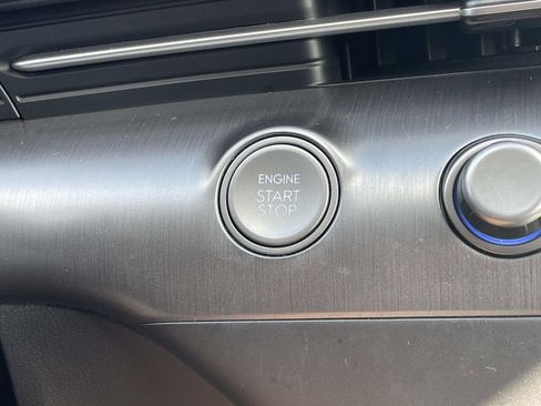 Used 2024 Hyundai Kona SEL image 21