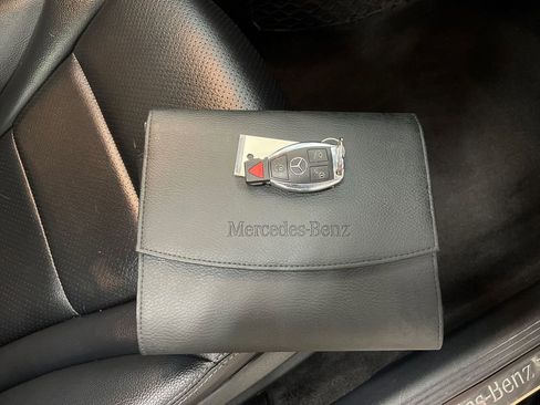 Used 2015 Mercedes-Benz C 300 4MATIC Sedan image 92