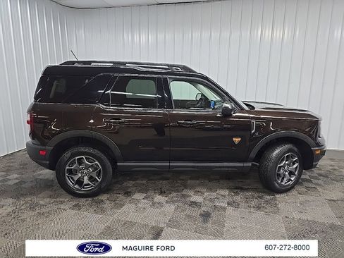 Used 2021 Ford Bronco Sport Badlands w/ Badlands Package image 2
