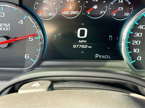 Used 2020 GMC Yukon Denali image 13