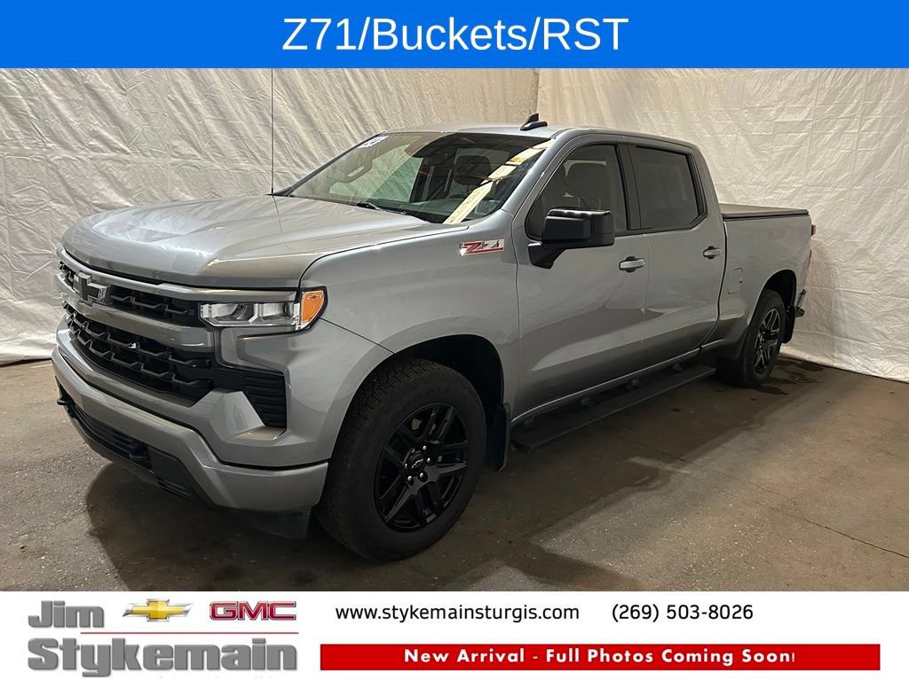 Used 2024 Chevrolet Silverado 1500 RST w/ Z71 Off-Road Package AWD/4WD image 5
