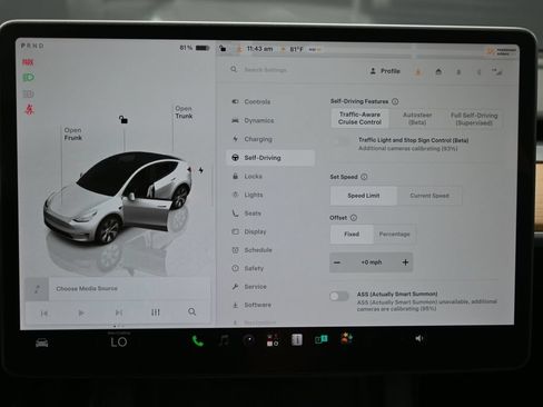 Used 2023 Tesla Model Y Long Range AWD/4WD image 28