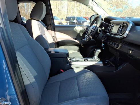 Used 2019 Toyota Tacoma SR5 image 6