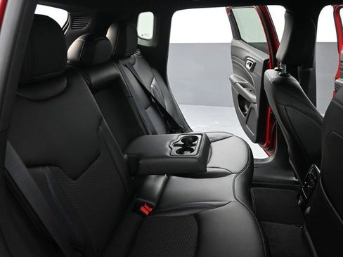 New 2026 Jeep Compass Latitude image 22