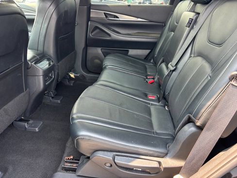 Used 2023 INFINITI QX60 Luxe AWD/4WD image 14