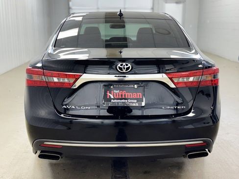 Used 2016 Toyota Avalon Limited image 6