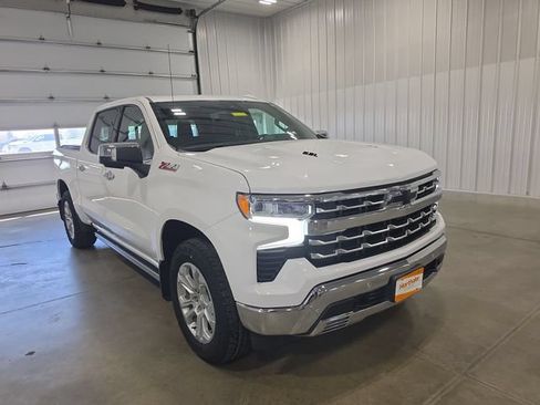 Used 2023 Chevrolet Silverado 1500 LTZ w/ LTZ Premium Package AWD/4WD image 2