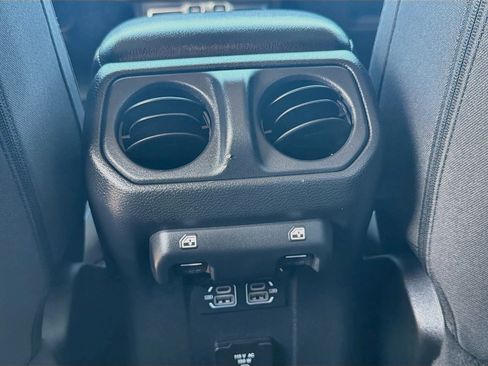 Used 2023 Jeep Wrangler Unlimited Rubicon 4xe w/ Cold Weather Group AWD/4WD image 27