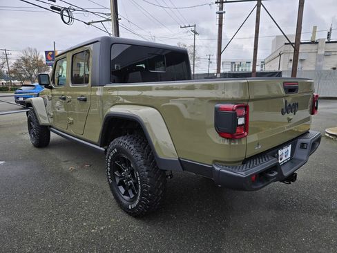New 2025 Jeep Gladiator Willys image 6