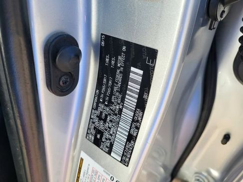 Used 2016 Toyota 4Runner SR5 image 27