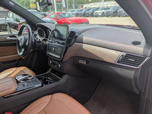 Used 2017 Mercedes-Benz GLE 350 4MATIC image 41