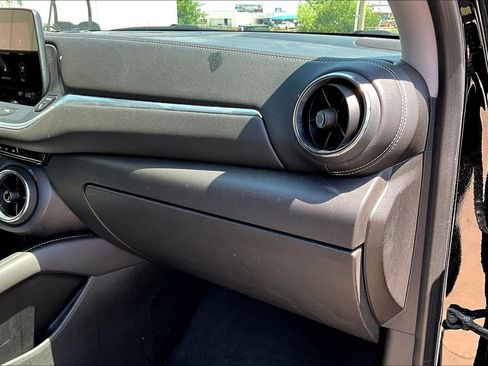 Used 2023 Chevrolet Blazer LT image 19