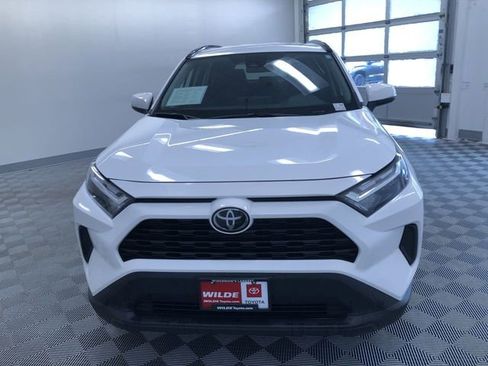 Used 2025 Toyota RAV4 XLE AWD/4WD image 15