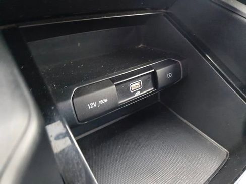 Used 2021 Kia Telluride LX image 19