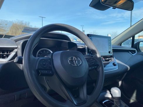 Used 2020 Toyota Corolla LE image 7