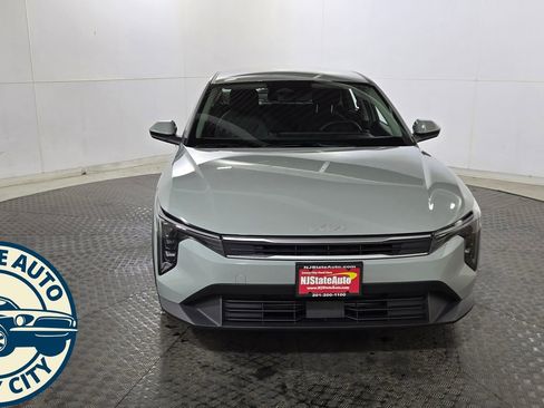 Used 2025 Kia K4 FWD image 2