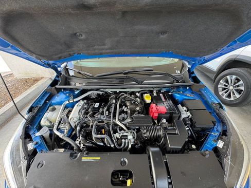 Used 2025 Nissan Sentra SV FWD image 31