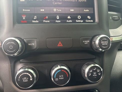 Used 2019 RAM 1500 Big Horn image 32