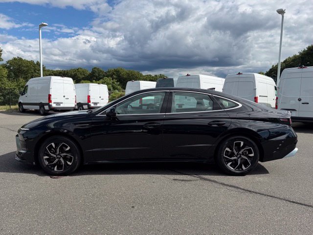 Used 2024 Hyundai Sonata SEL FWD image 4
