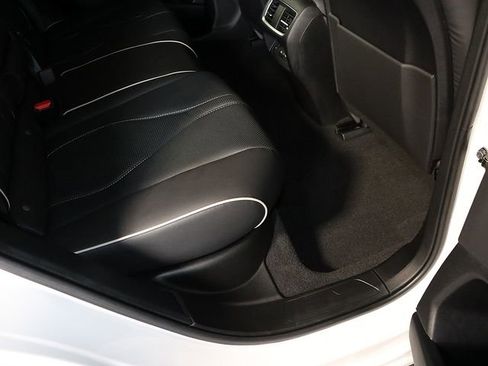 Used 2023 Acura RDX AWD w/ Advance Package image 34