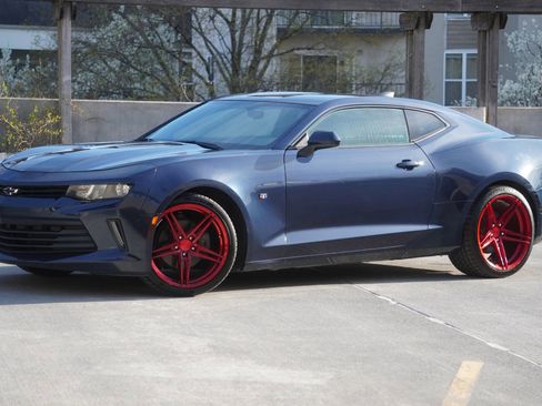 Used 2016 Chevrolet Camaro LT w/ Technology Package RWD image 20