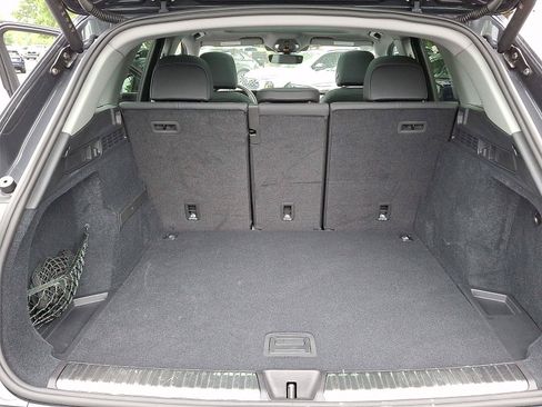 Certified 2025 Audi Q5 Premium w/ Convenience Package AWD/4WD image 28