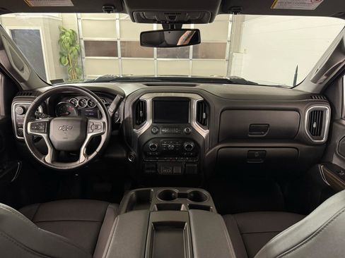 Used 2022 Chevrolet Silverado 2500 LT w/ Midnight Edition image 27