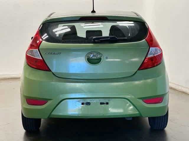 Used 2012 Hyundai Accent GS FWD image 4