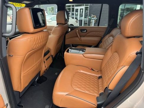 Used 2022 INFINITI QX80 Sensory w/ Cargo Package AWD/4WD image 46