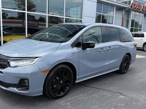 Used 2025 Honda Odyssey Sport-L image 2