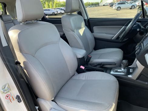 Used 2014 Subaru Forester 2.5i Limited AWD/4WD image 14