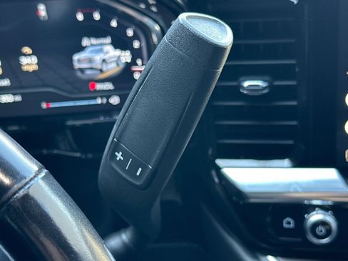 Used 2022 GMC Sierra 1500 SLT w/ X31 Off-Road Package image 32