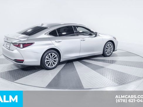 Used 2022 Lexus ES 300h image 11