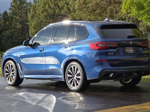 Used 2023 BMW X5 xDrive45e w/ M Sport Package image 6
