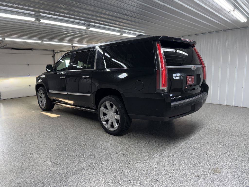 Used 2018 Cadillac Escalade ESV Premium Luxury AWD/4WD image 5