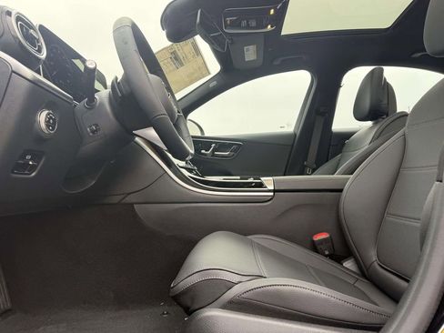 New 2026 Mercedes-Benz C 300 4MATIC Sedan image 21