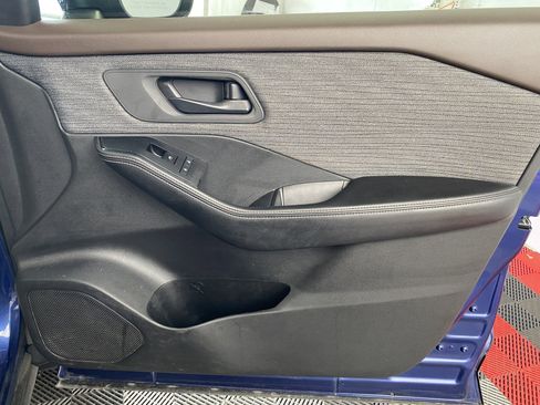 Used 2021 Nissan Rogue S image 7