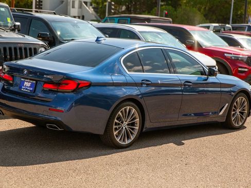 Used 2021 BMW 530i w/ Convenience Package RWD image 5