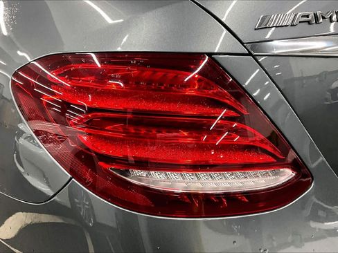 Used 2019 Mercedes-Benz E 63 AMG S image 24