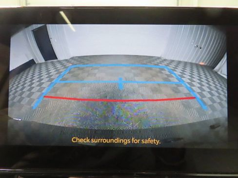 Used 2025 Toyota Sienna XSE image 15