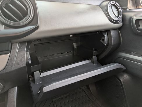 Used 2019 Toyota Tacoma SR image 51