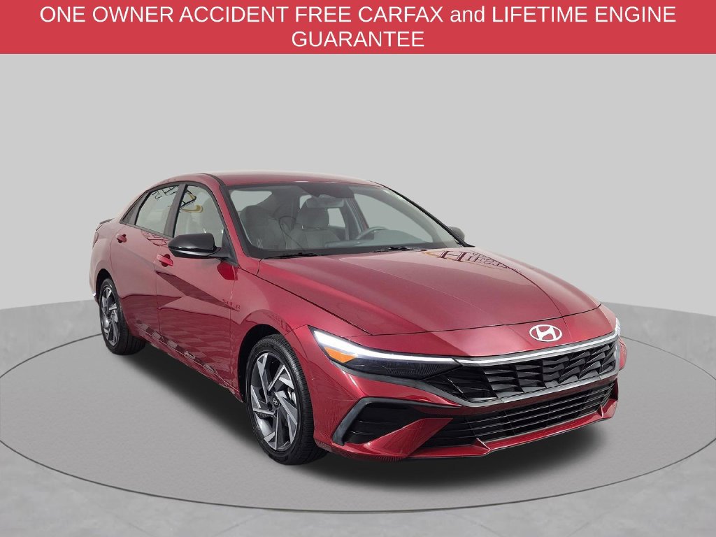 Used 2025 Hyundai Elantra SEL FWD image 2