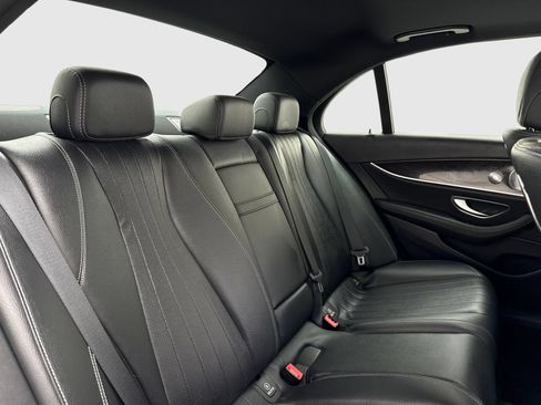 Used 2019 Mercedes-Benz E 450 4MATIC Sedan w/ Premium Package image 44