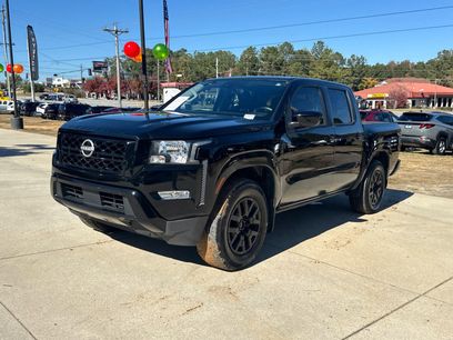Used 2024 Nissan Frontier SV w/ SV Convenience Package