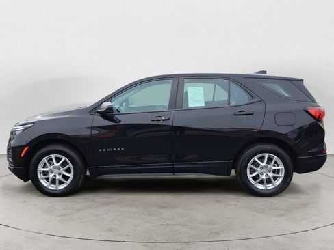 Used 2022 Chevrolet Equinox LS image 6