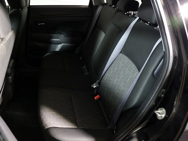 Used 2025 Mitsubishi Outlander Sport ES AWD/4WD image 13