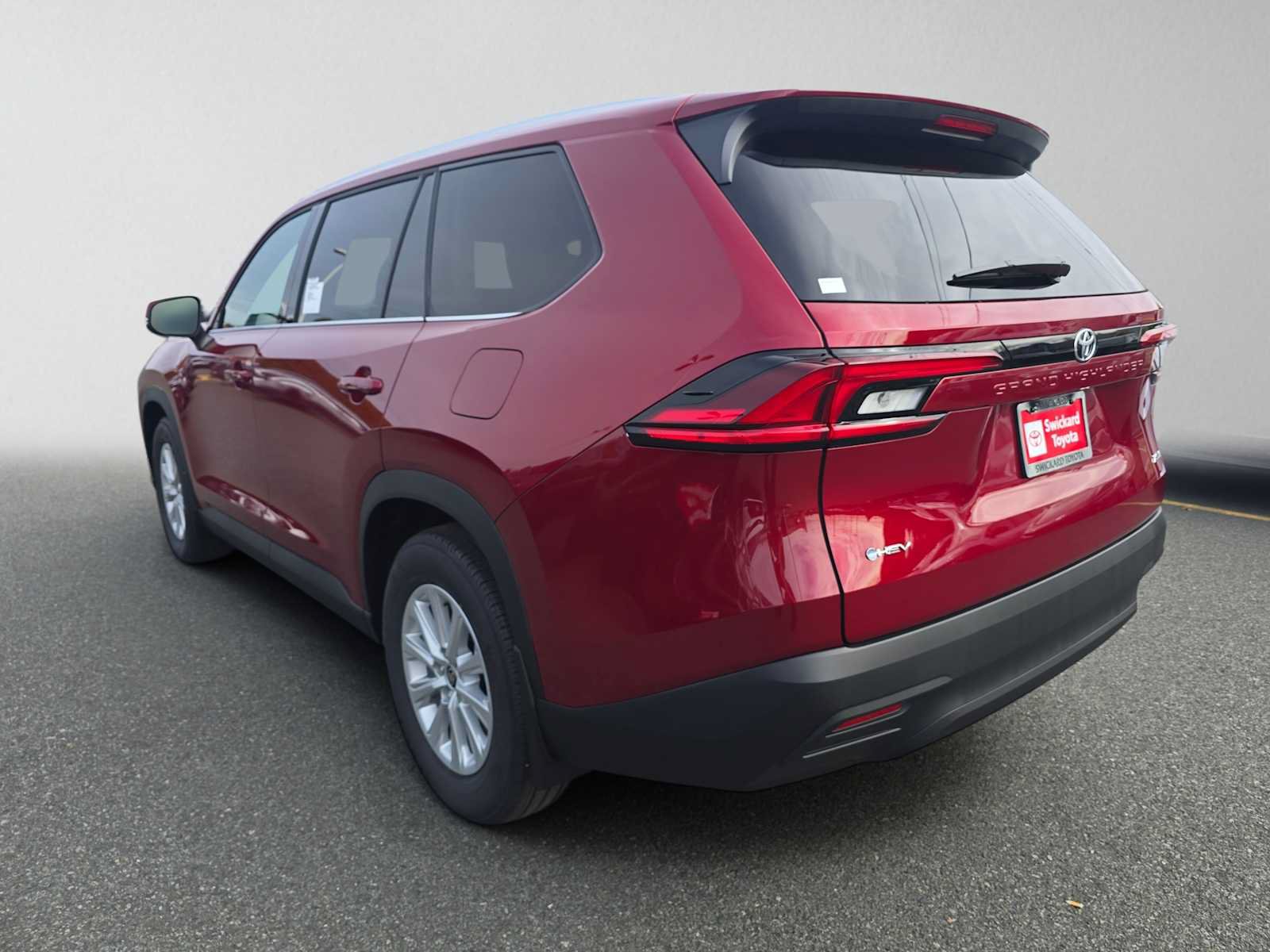 New 2026 Toyota Grand Highlander XLE FWD image 5