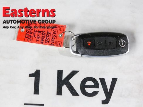 Used 2025 Nissan Kicks SV image 23